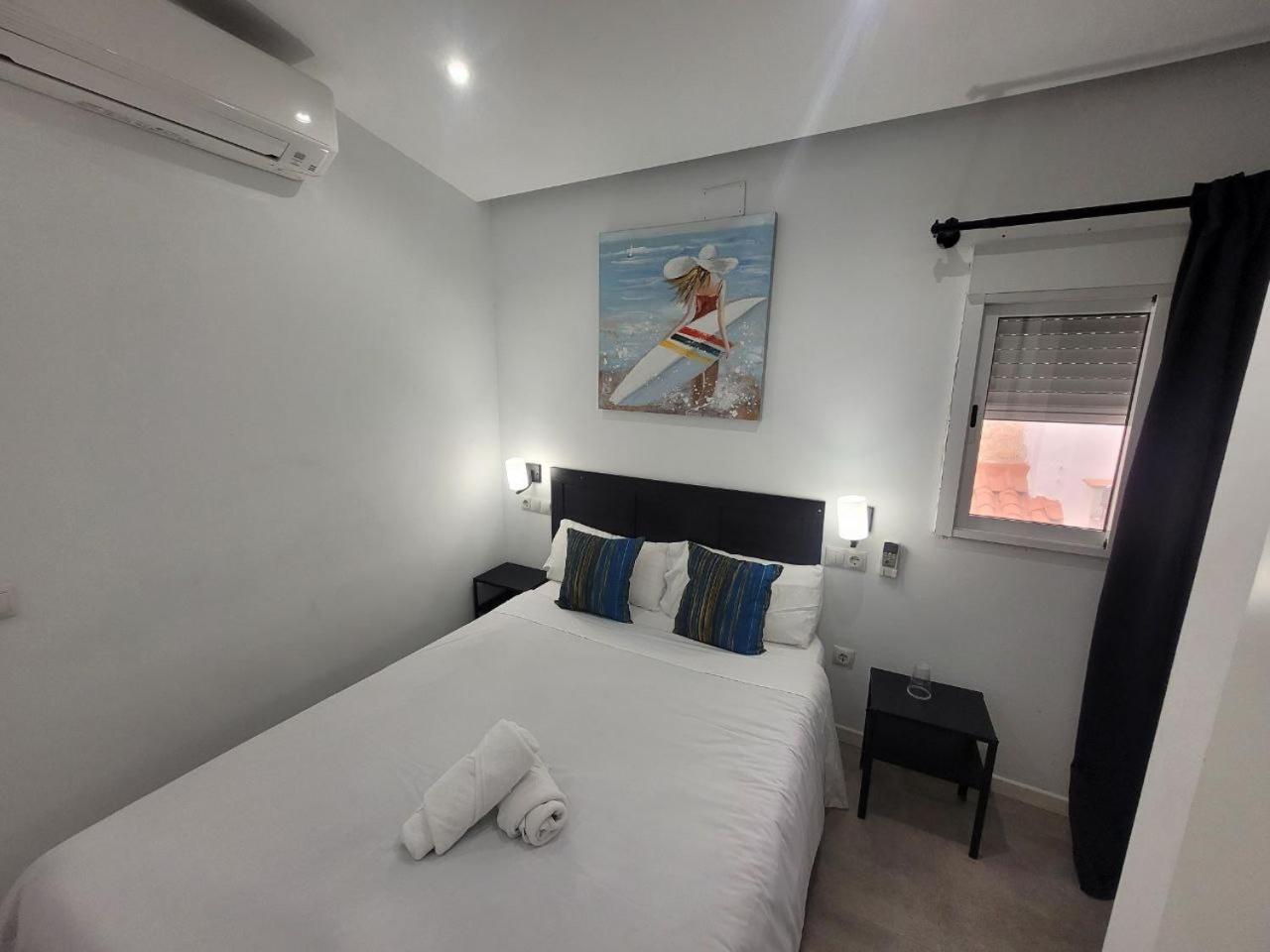 Ayz Frailes - Auto Check-In Property (Adults Only) مالقة المظهر الخارجي الصورة