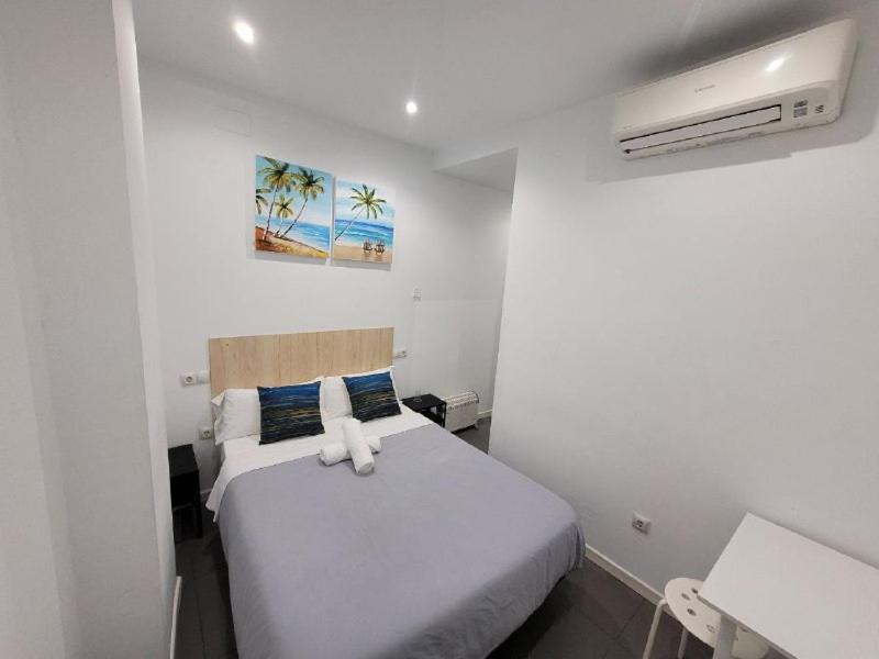 Ayz Frailes - Auto Check-In Property (Adults Only) مالقة المظهر الخارجي الصورة